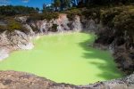 Bright green acidic hotspring - Devi's BAth in wai-o-tapu - rotorua without a car