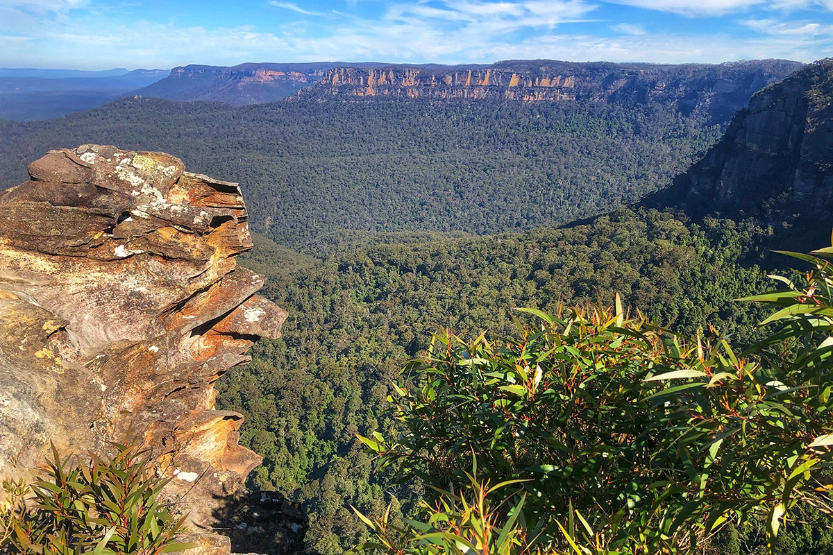 View of Mt Solitary from Prince Henry Cliff Walk