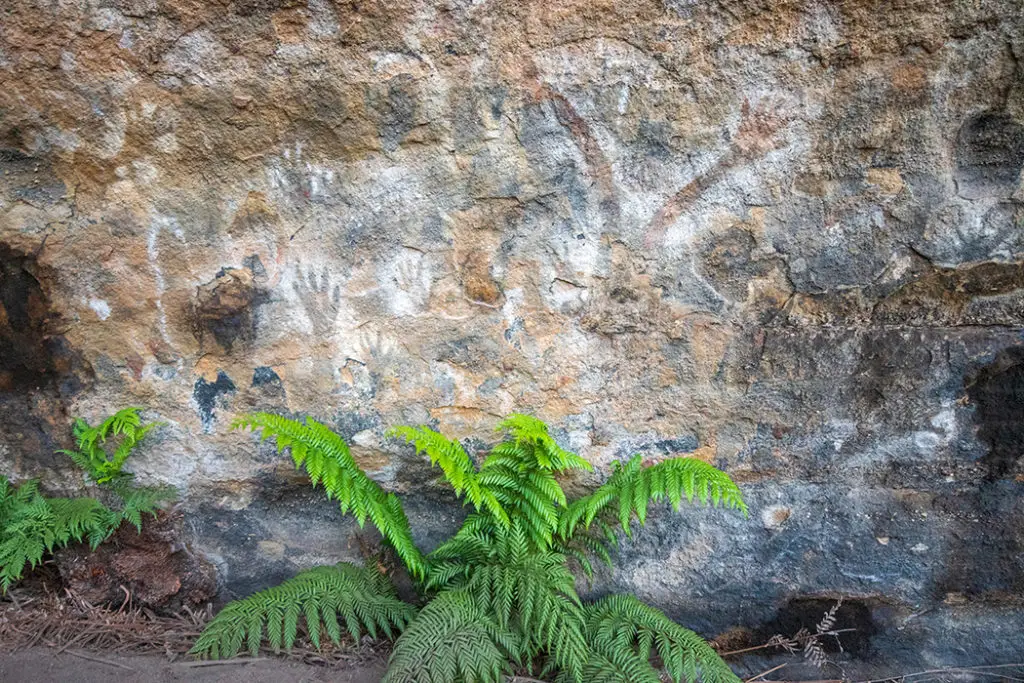 Maiyingu-Marragu Aboriginal stencil art