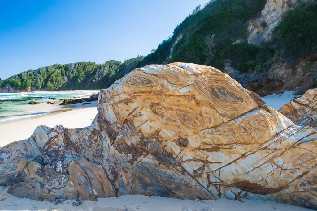 rock formation on narooma beach