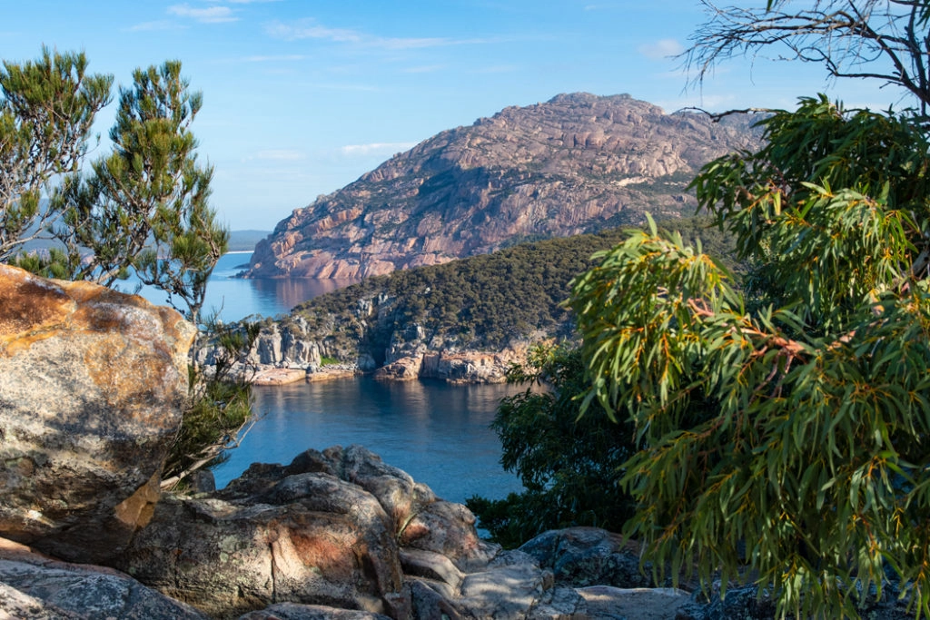 View of carp bay along cape tourville walk in freycinet national Park