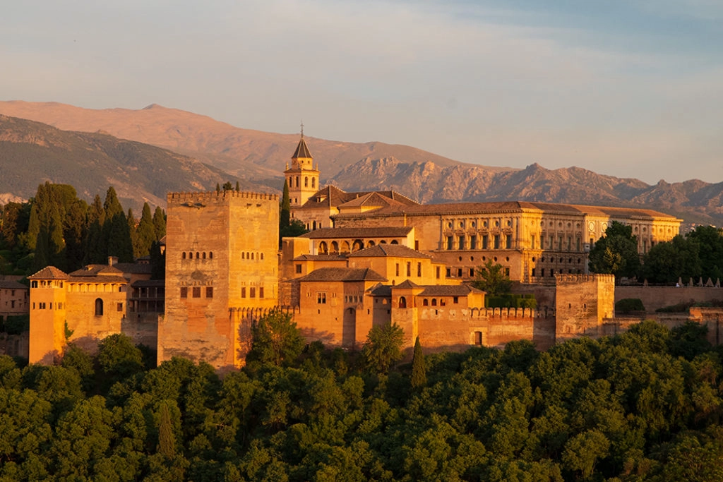 Alhambra at sunset viewd from Mirador San Nicolas in Granada