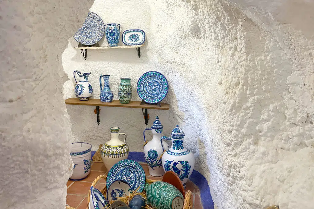 Sacromonte caves museum