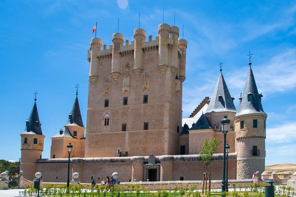 Things to do in Segovia - visit the Alcazar 