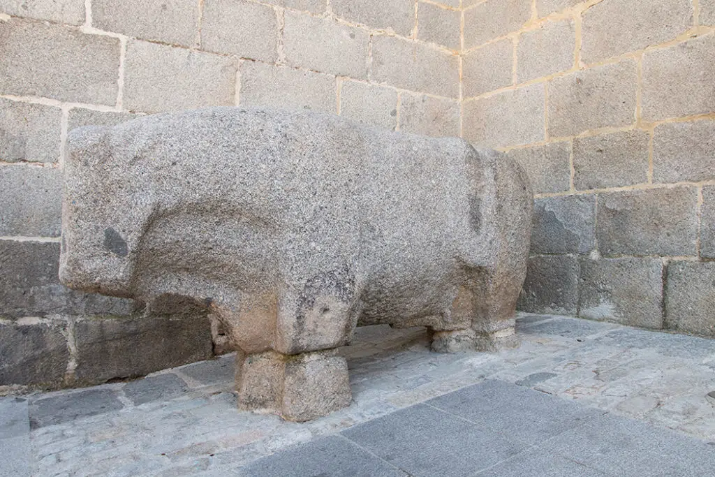 What to see in Avila - Verraco de Muñogalindo