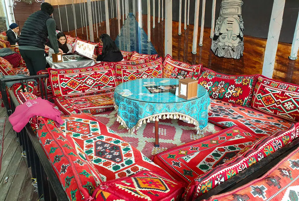 Best cafes in Istanbul - Alemdar cafe