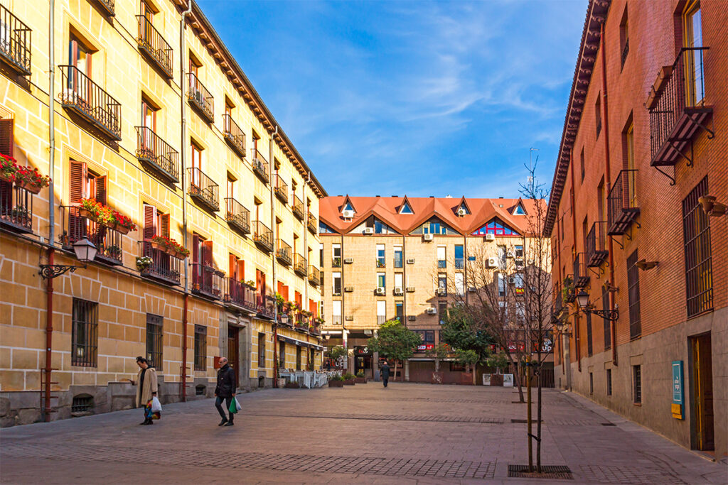 Plaza del Conde de Miranda - old town of Madrid