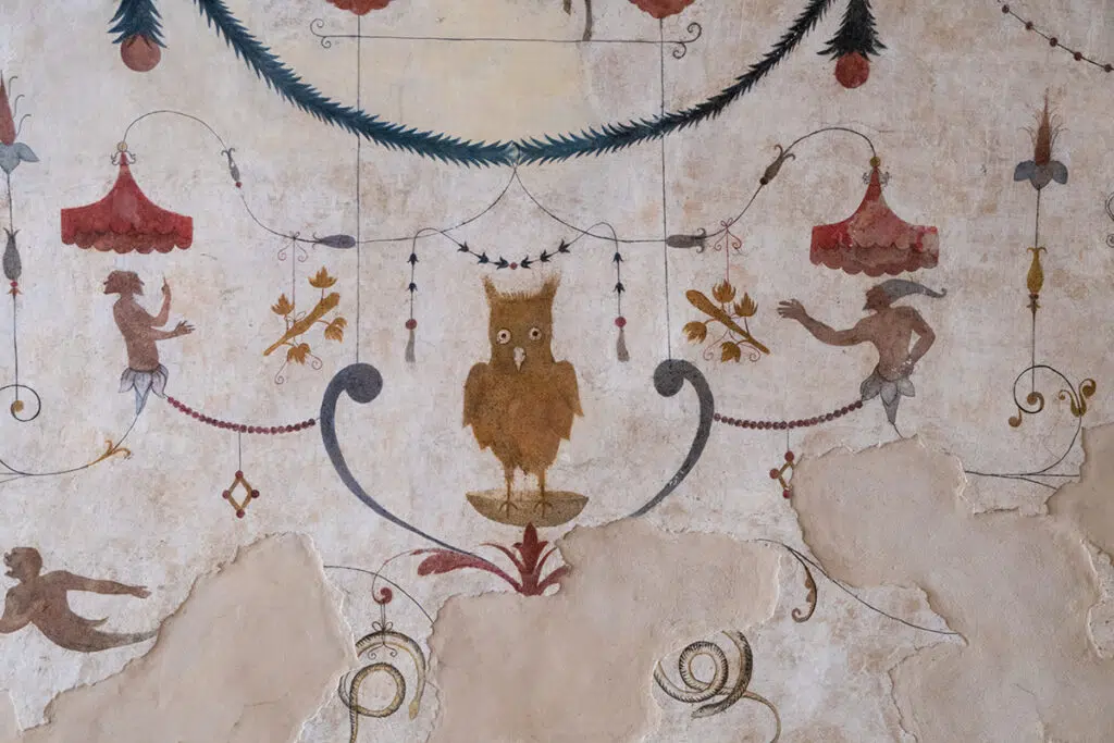 Renaissance painted archway in Assisi
