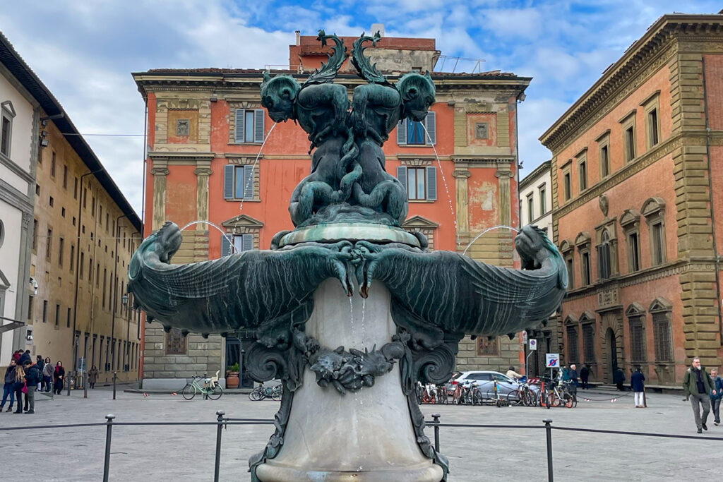 Hidden gems in Florence - Piazza della Santissima Annunziata. See in in 3 days in Florence