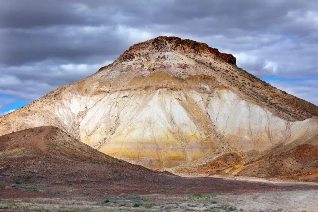 Adelaide to Darwin road trip - the Breakaways reserve