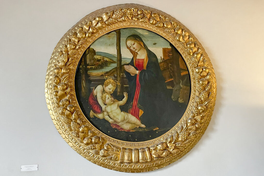 UFO on Ghirlandaio painting is one of the hidden gems in Florence