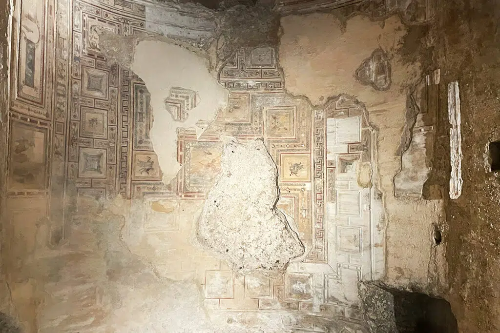 room of hector in neros palace domus aurea